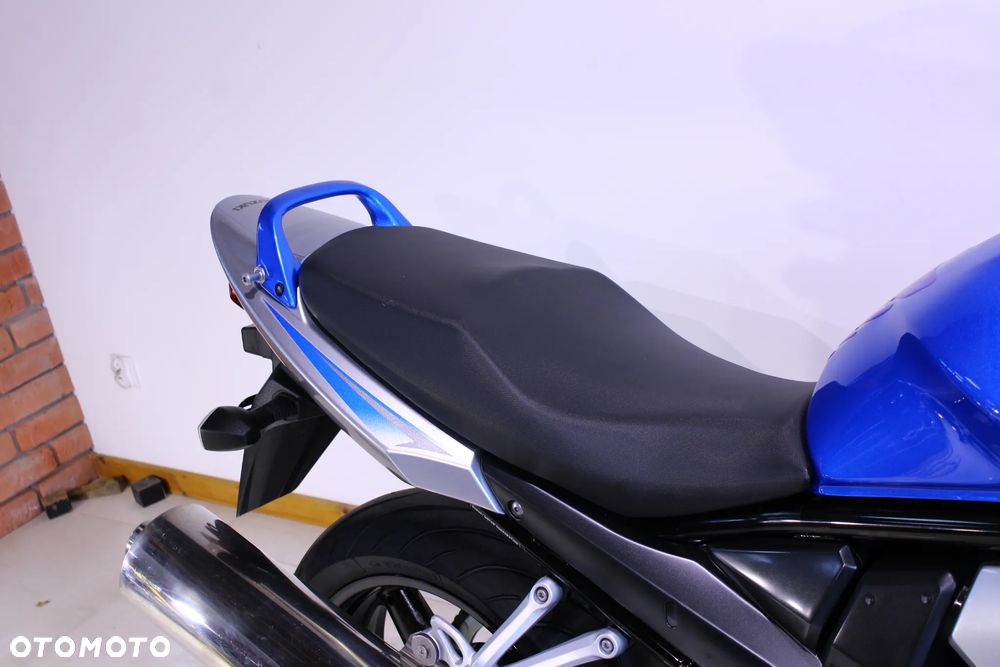 Suzuki GSX - 15