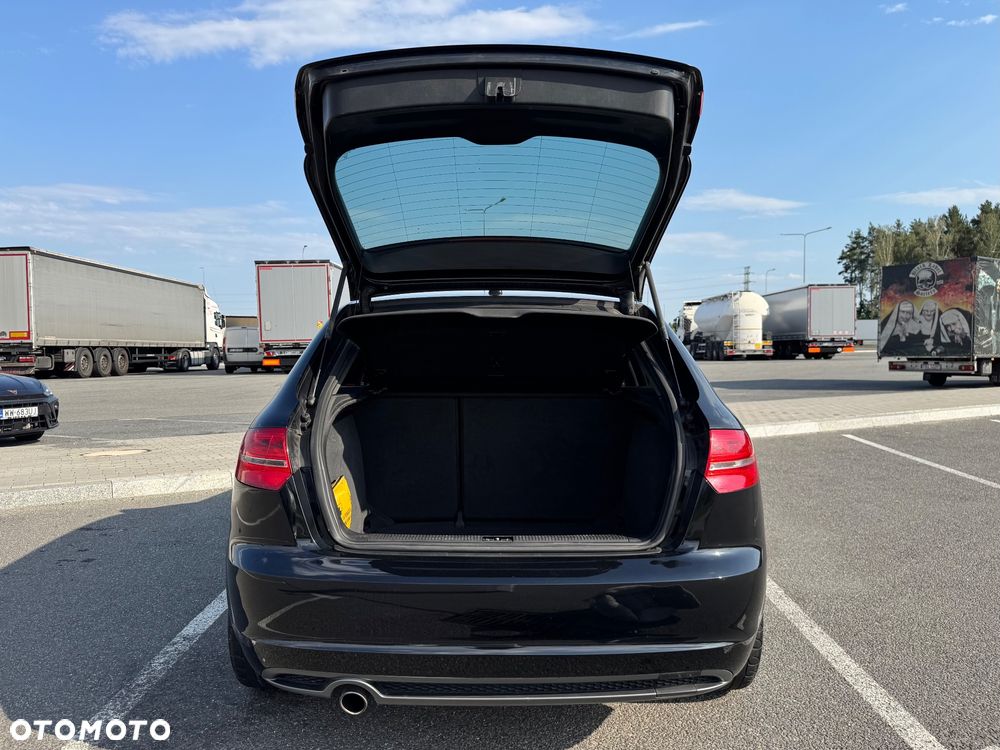 Audi A3 Sportback 2.0 TDI DPF S line Sportpaket - 15