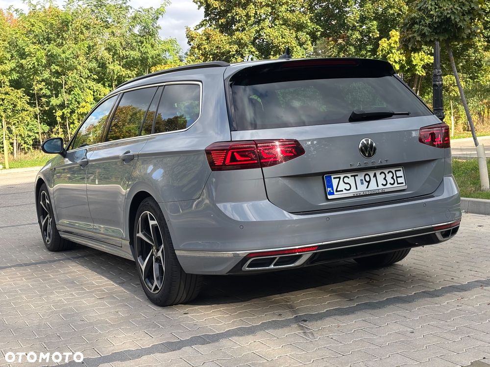Volkswagen Passat 2.0 TDI SCR Style DSG - 11