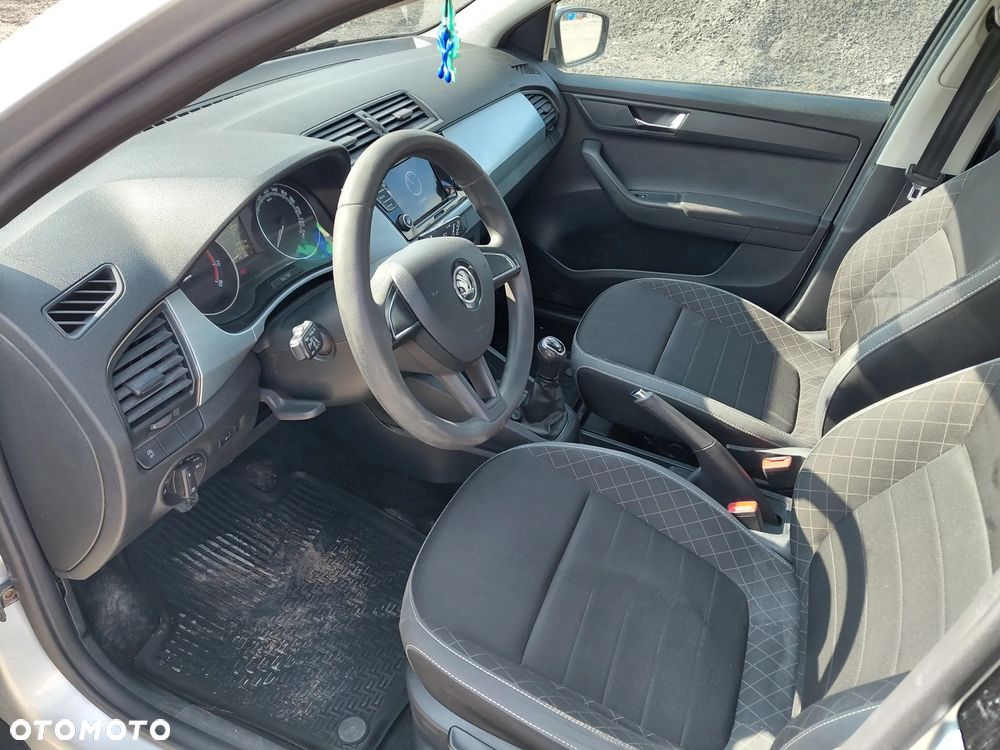 Skoda Fabia 1.0 TSI Ambition - 12