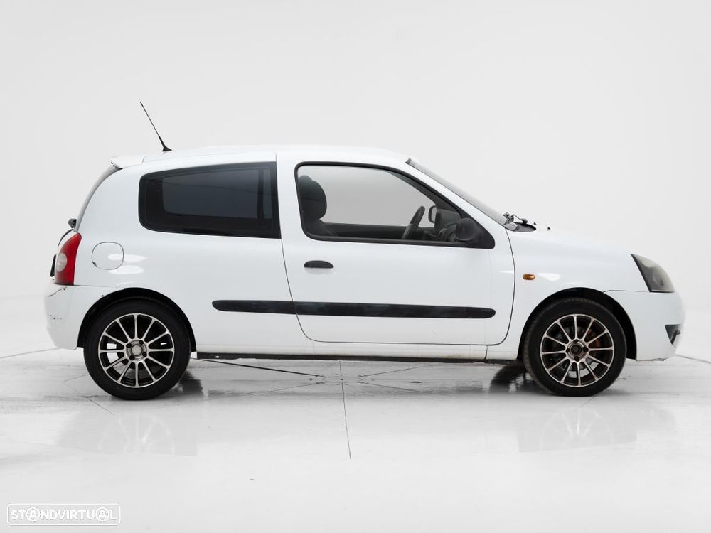 Renault Clio Van - 2