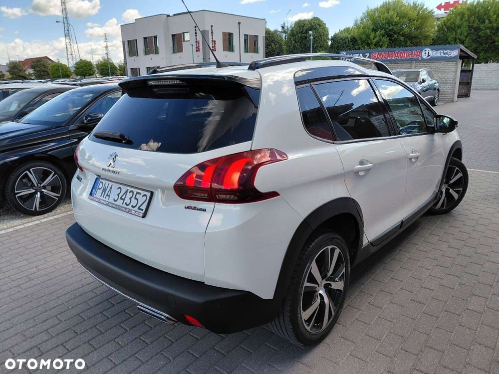 Peugeot 2008 - 8