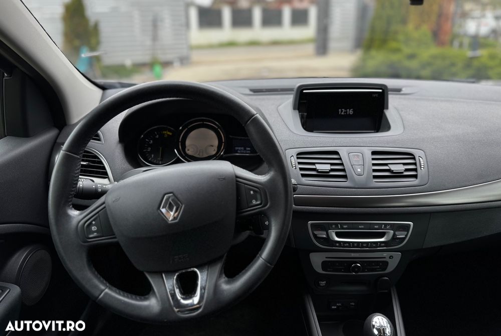 Renault Megane dCi 95 FAP Paris Business - 6