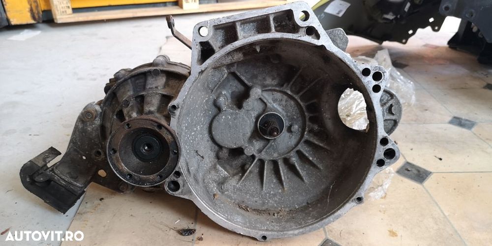 Cutie viteze Caddy 1.9sdi Golf 3 1.9 Golf 3 1.8benzina - 1