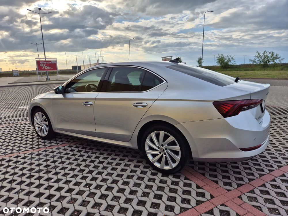 Skoda Octavia 2.0 TDI Style DSG - 3