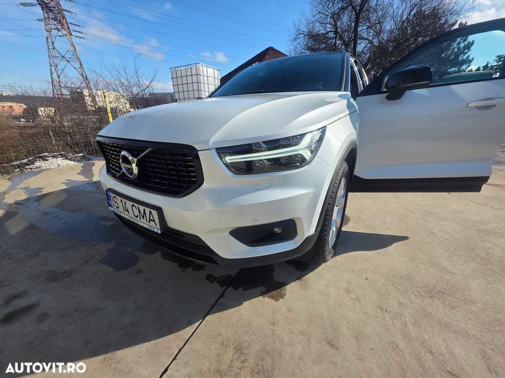Volvo XC 40 B4 AT8 AWD Mild Hybrid Inscription - 16