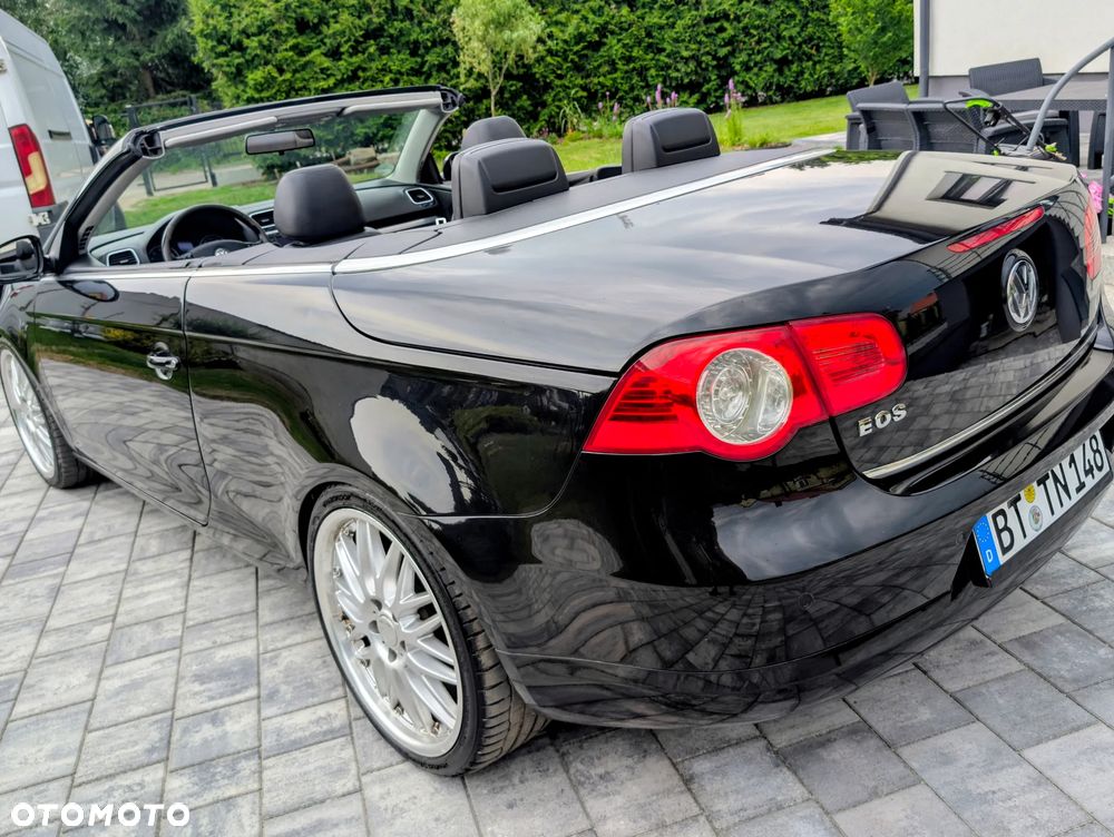 Volkswagen Eos 2.0 FSI Individual Chrom - 15