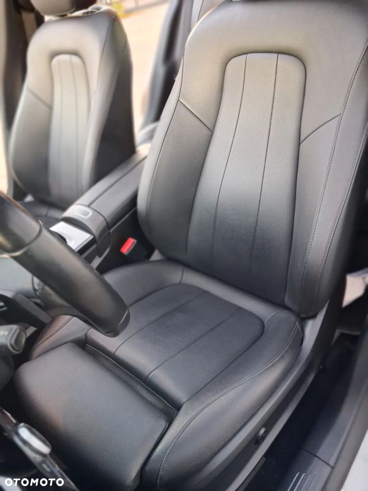 Mercedes-Benz CLA 180 7G-DCT Edition Progressive Line - 27