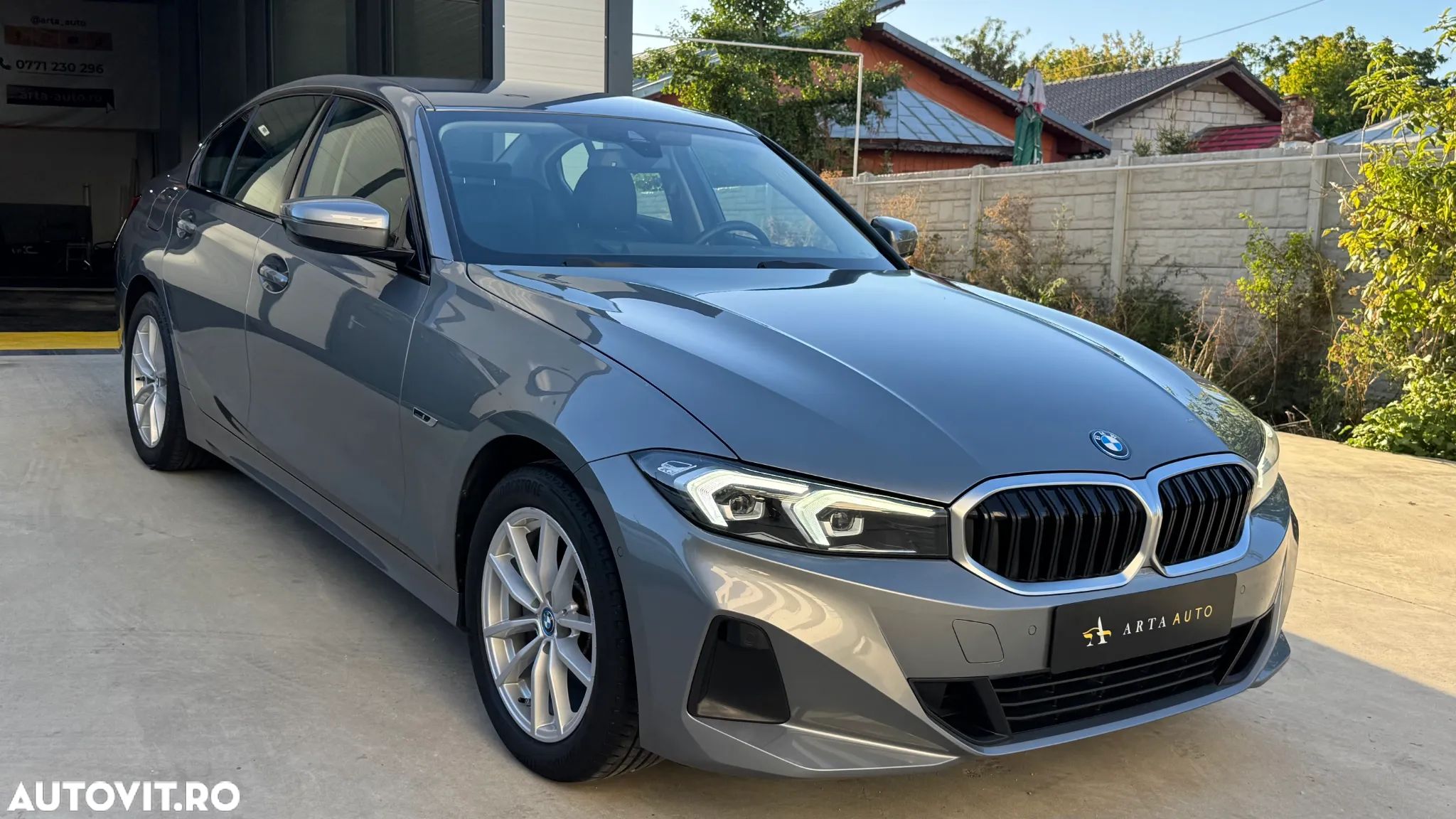 BMW Seria 3 318i AT - 1
