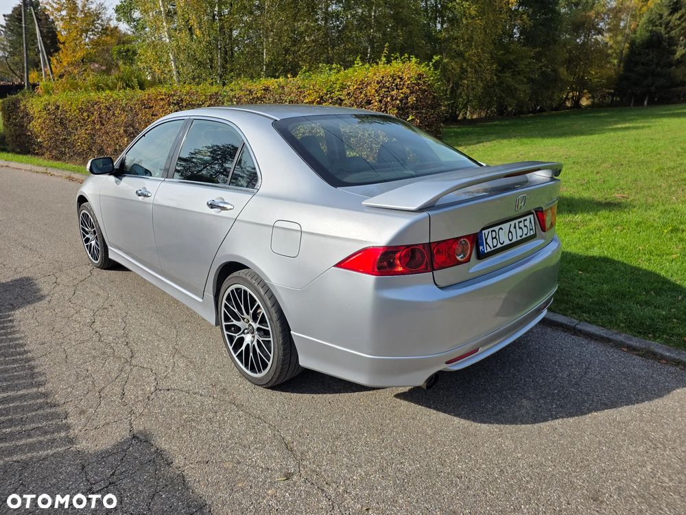 Honda Accord 2003 photo 3