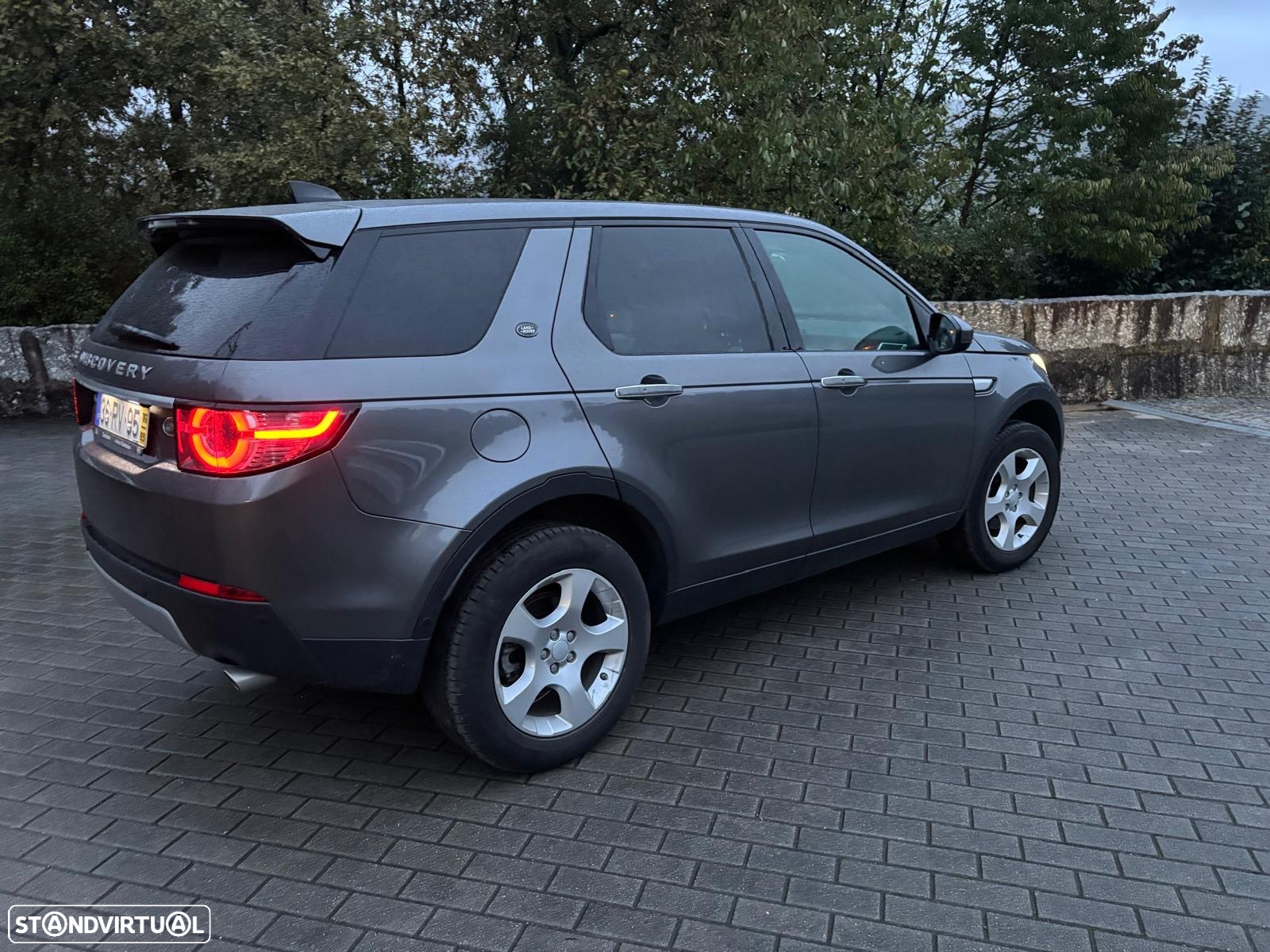 Land Rover Discovery Sport 2.0 eD4 HSE Luxury - 6