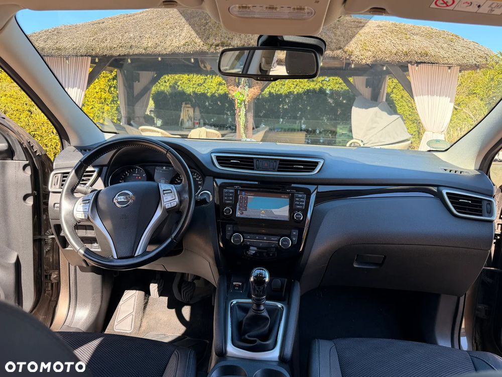 Nissan Qashqai 1.6 DCi N-Connecta - 21