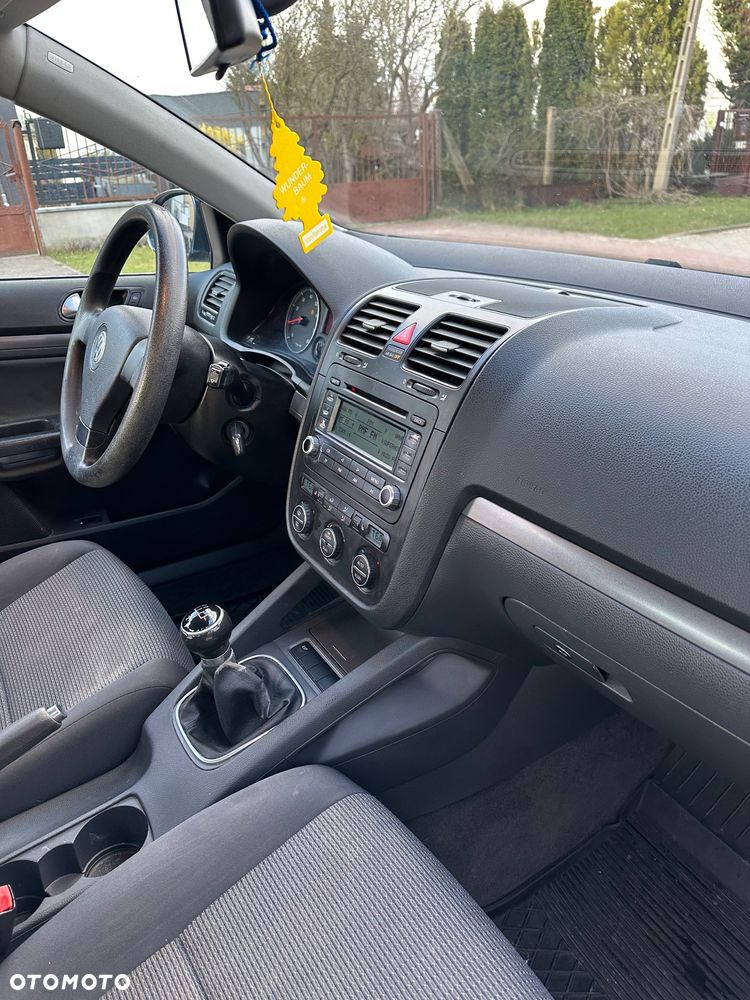 Volkswagen Jetta 1.6 United - 12