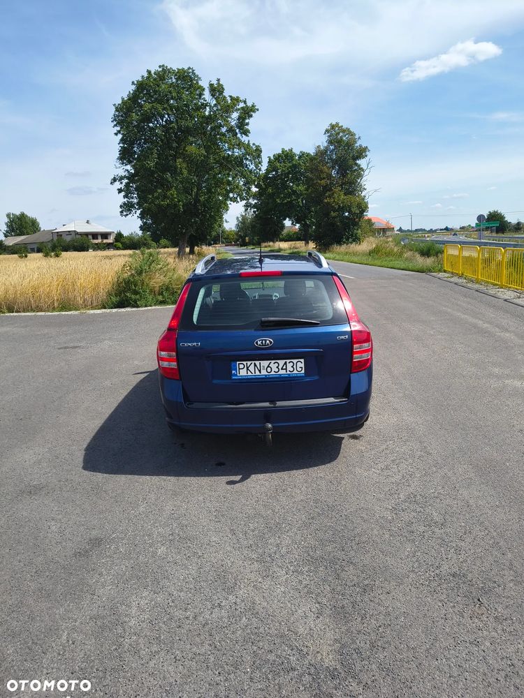 Kia Ceed 1.6 Crdi Comfort + - 6