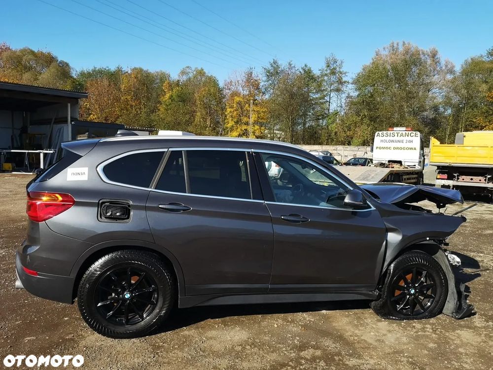 BMW X1 sDrive18d Advantage sport - 35