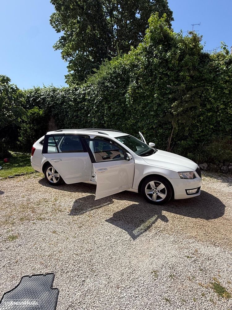 Skoda Octavia Break 1.6 TDi Ambition - 15