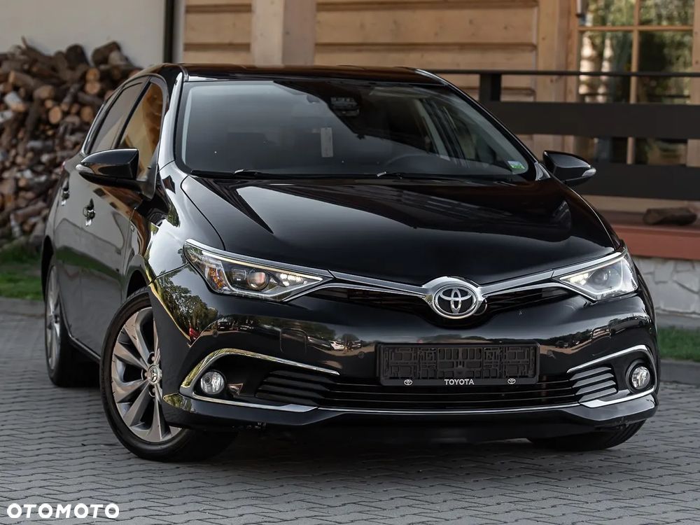 Toyota Auris 1.6 D-4D Design Edition - 7