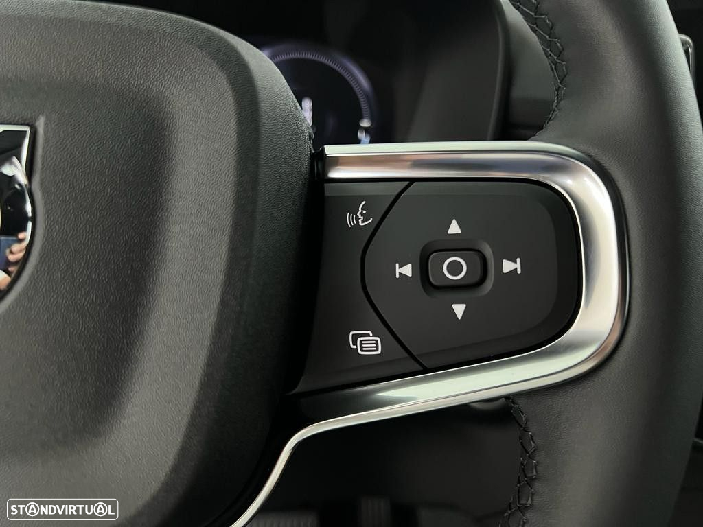 Volvo XC 40 1.5 T4 PHEV Plus Dark - 22