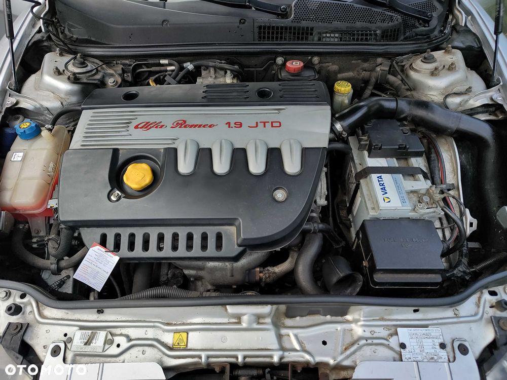 Alfa Romeo 147 - 6