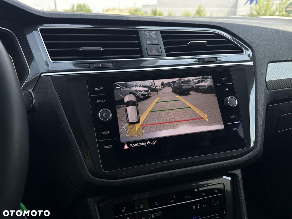 Volkswagen Tiguan Allspace - 17