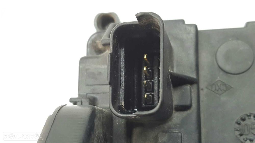 FECHADURA PORTA TRASEIRA DIREITA RENAULT CLIO III AUTHENTIQUE - 4