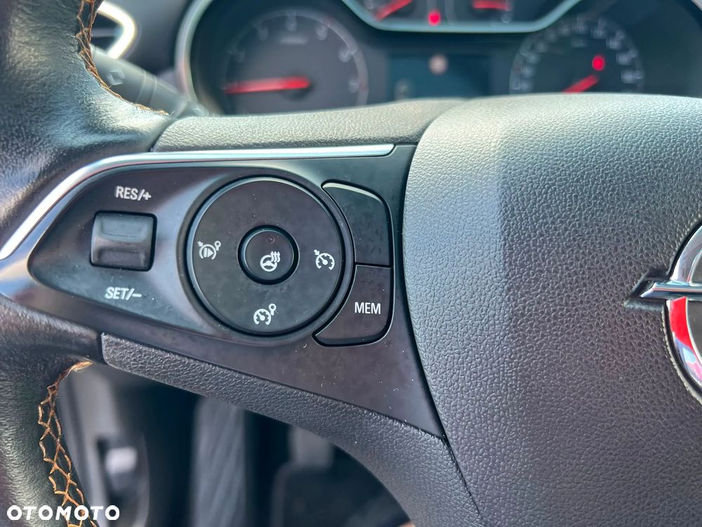 Opel Crossland X 1.2 Start/Stop Innovation - 33
