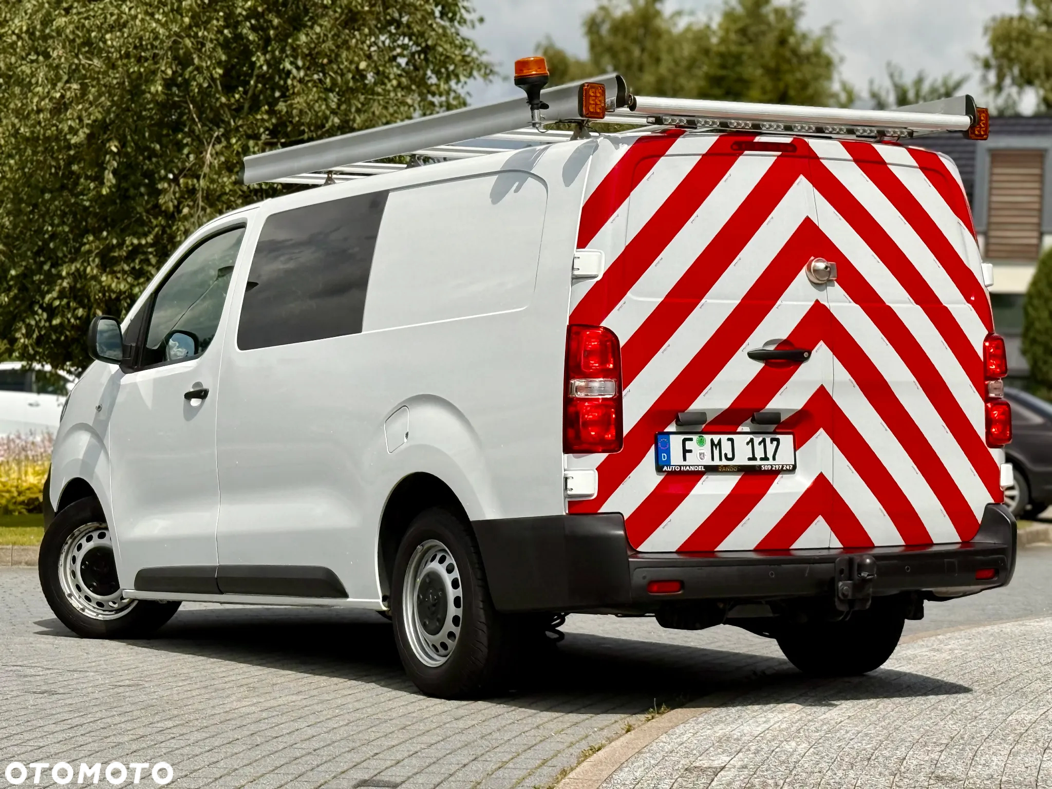 Peugeot Expert - 13