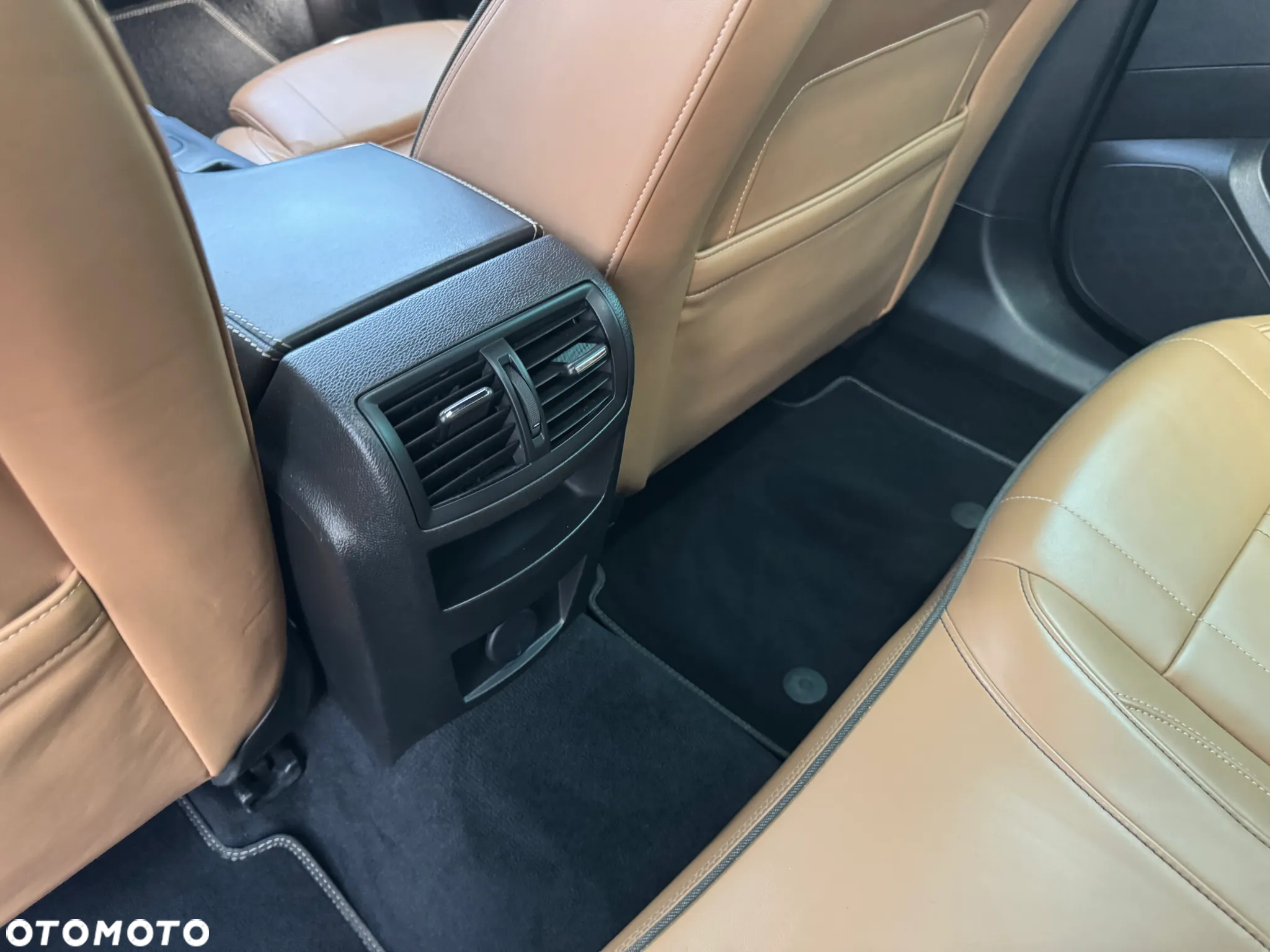Opel Insignia - 31