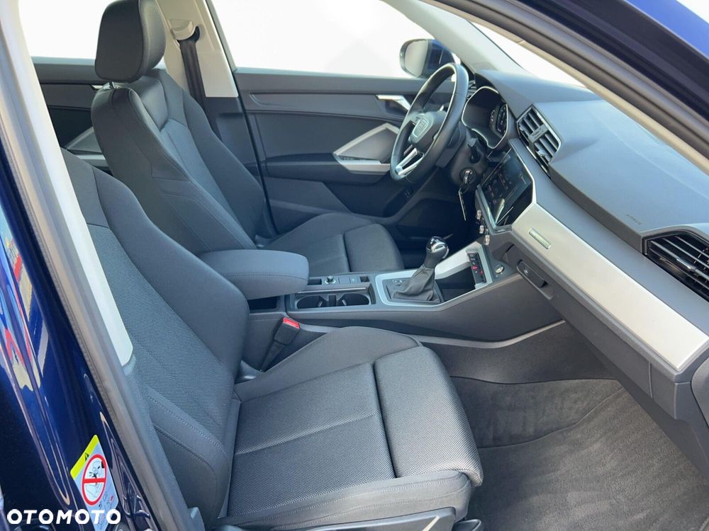 Audi Q3 - 18