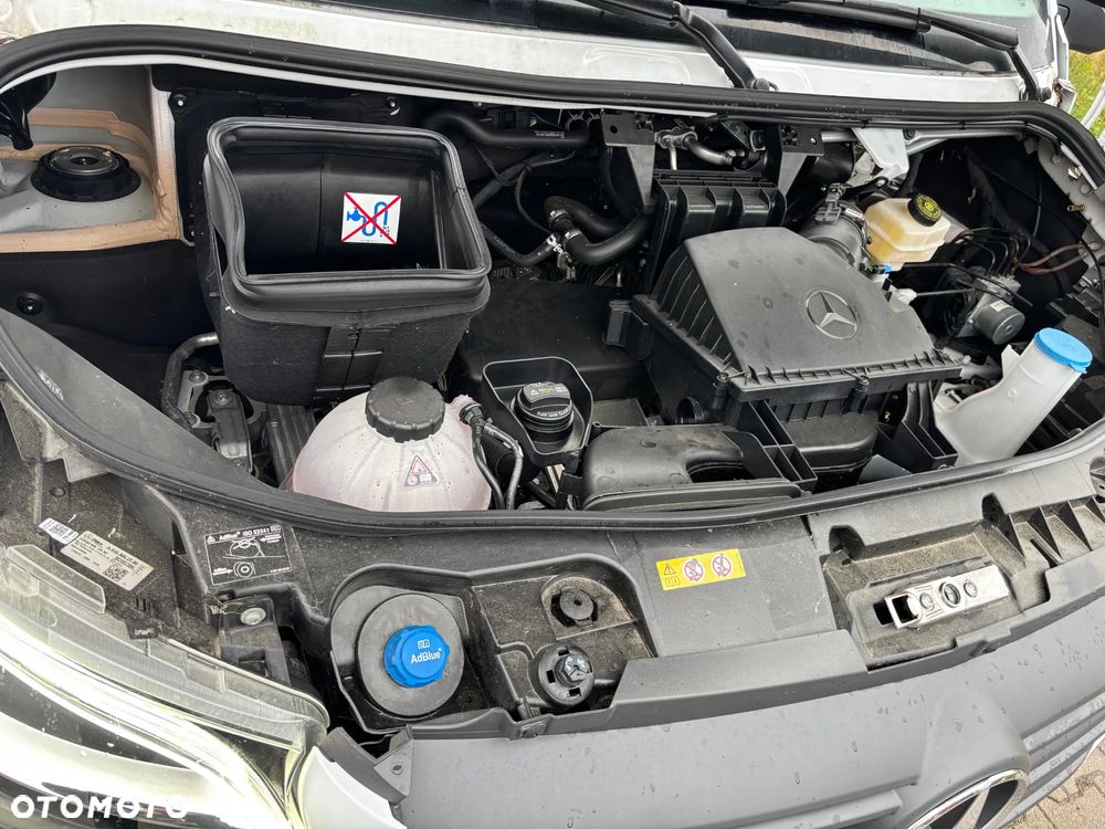 Mercedes-Benz SPRINTER - 10