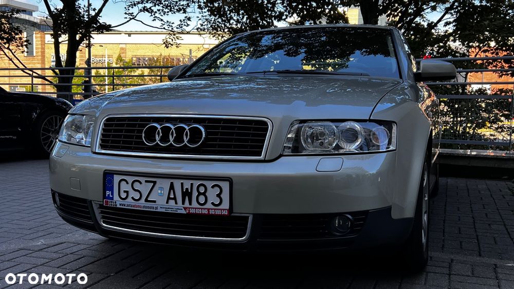 Audi A4 Limousine - 6