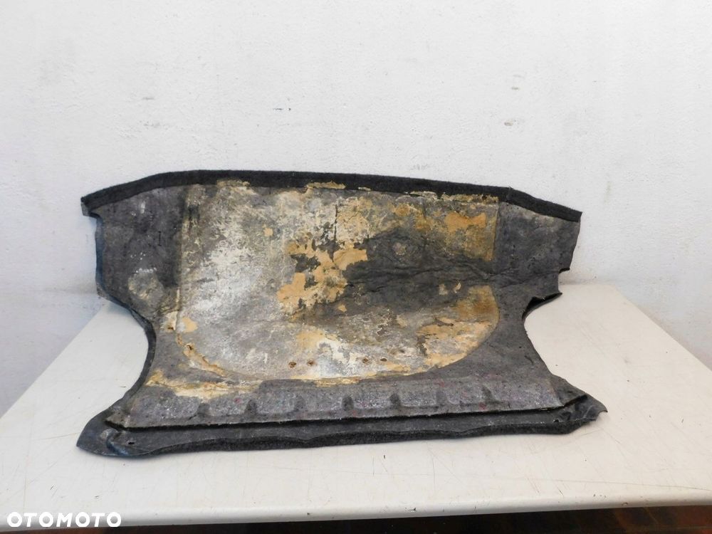 tapicerka podłoga bagażnika le baron 94r 3.0b - 3