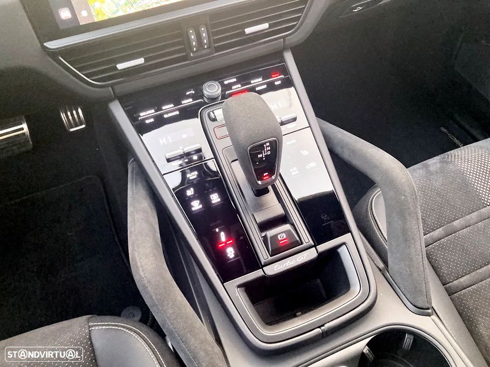 Porsche Cayenne Coupé Turbo - 20