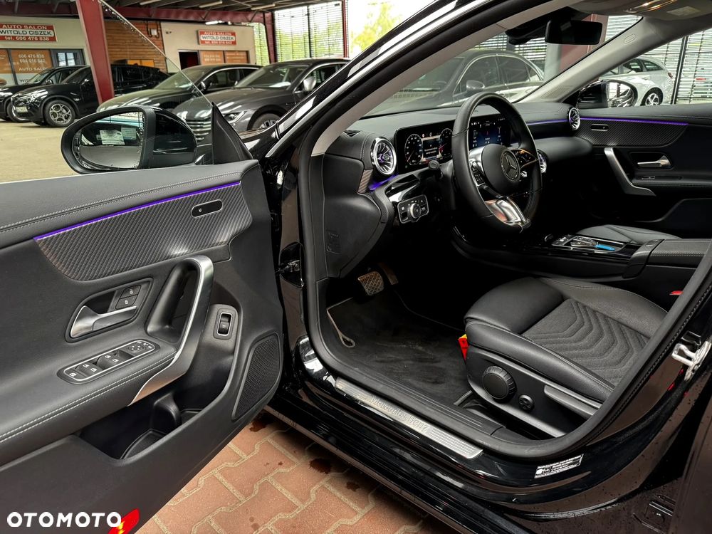 Mercedes-Benz CLA 200 mHEV Progressive 7G-DCT - 12