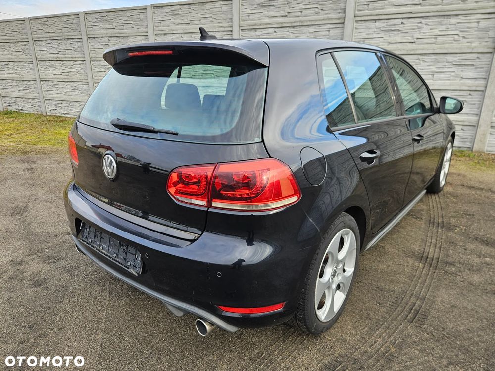 Volkswagen Golf 2.0 GTI - 6