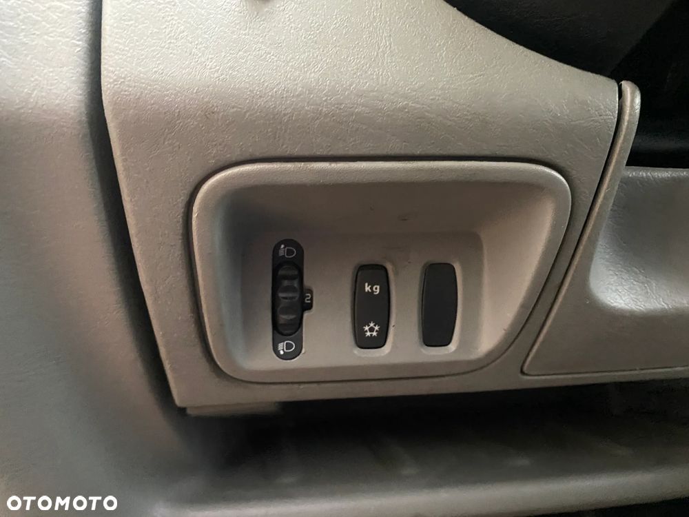 Renault Trafic - 10