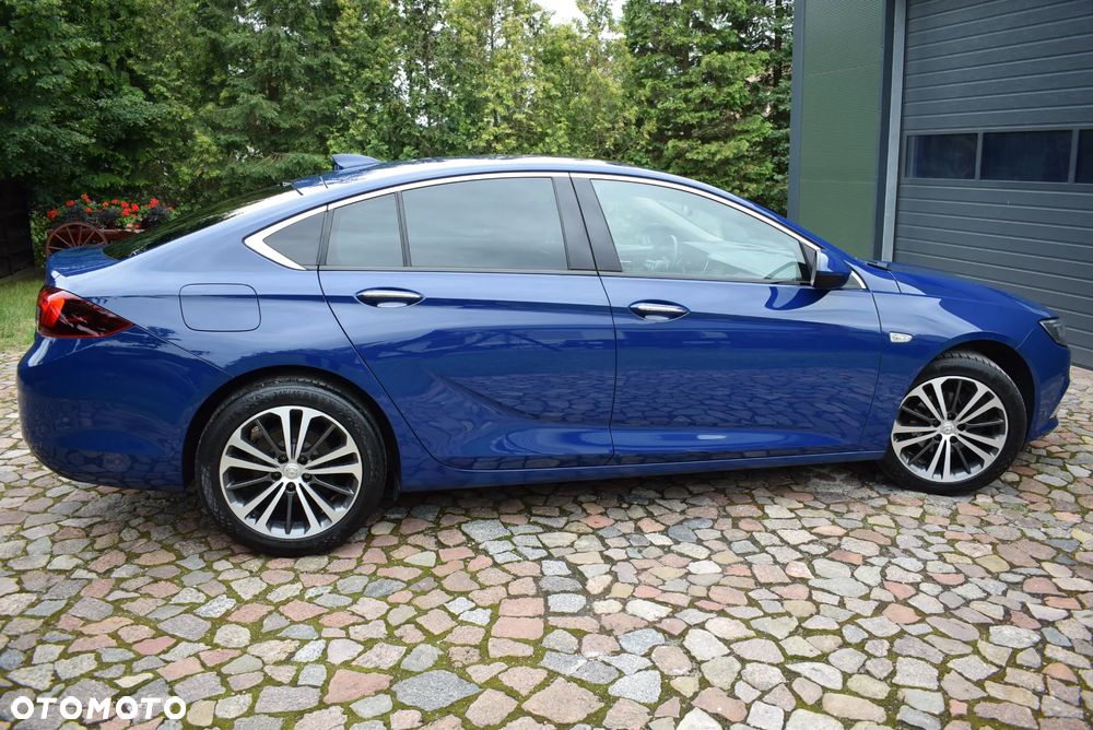 Opel Insignia - 17