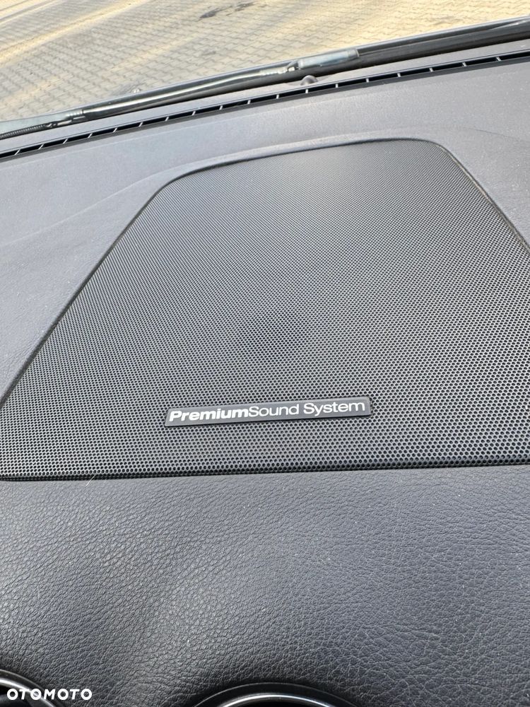 Ford S-Max - 30