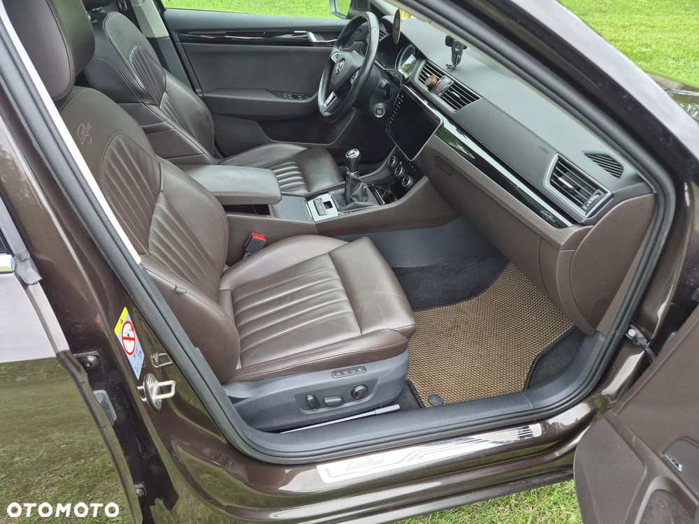 Skoda Superb - 17