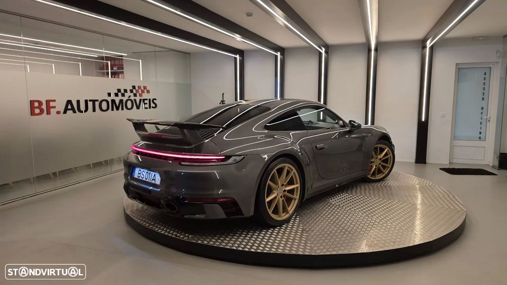 Porsche 911 (992) Carrera S PDK - 4