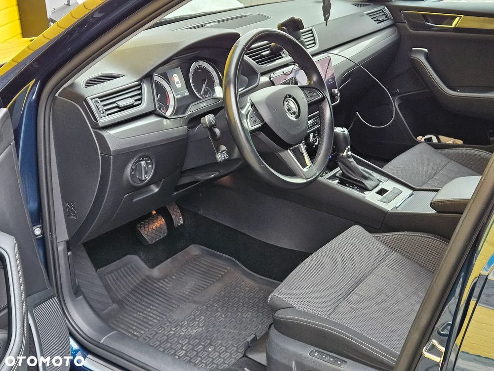 Skoda Superb 2.0 TDI 4x4 Style DSG - 14