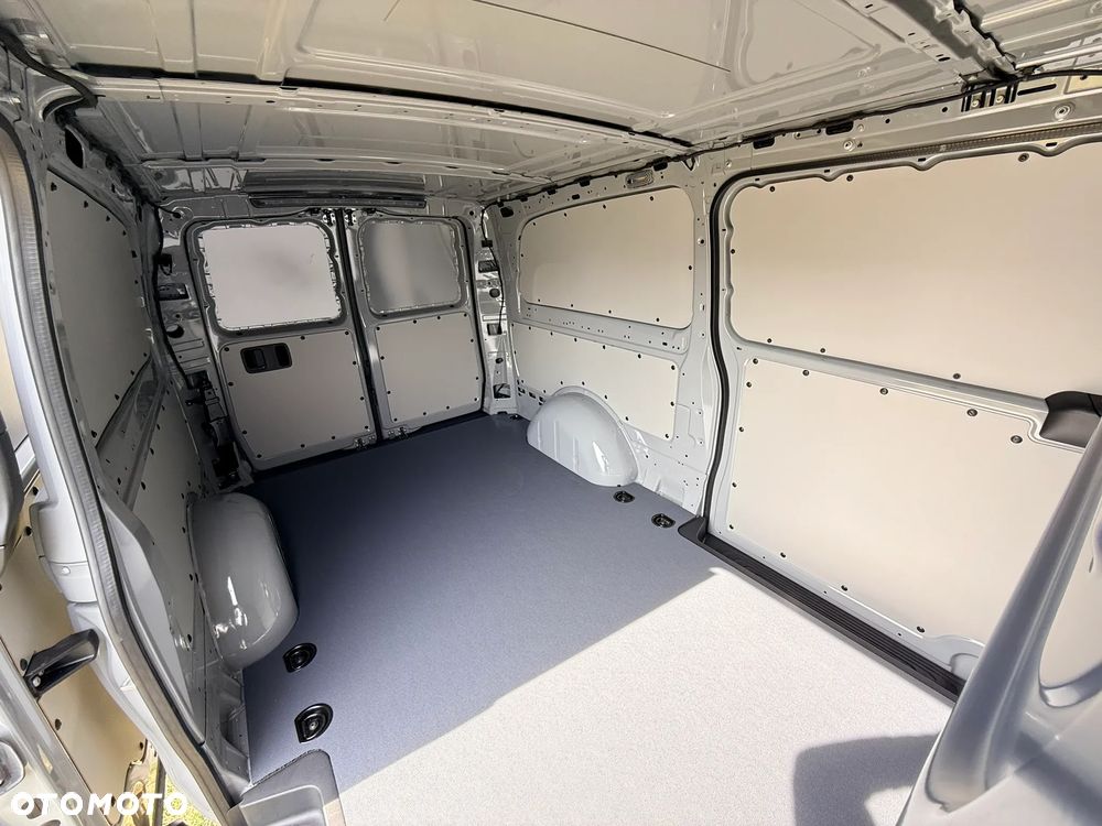 Mercedes-Benz Vito - 13