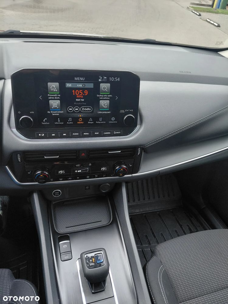 Nissan Qashqai 1.3 DIG-T N-Connecta DCT - 18