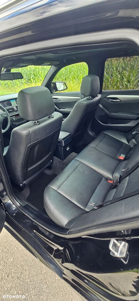 BMW X1 sDrive20i - 19