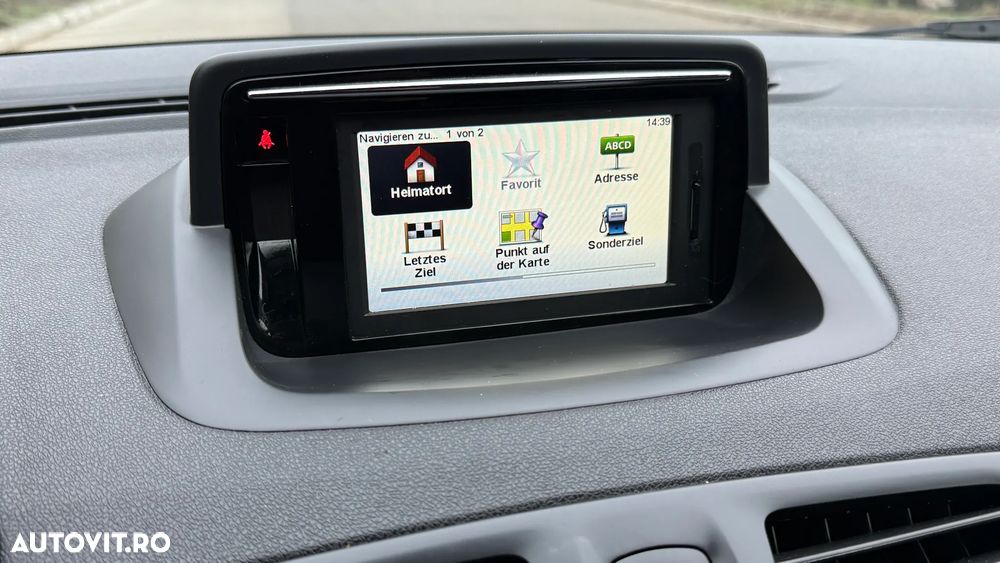 Renault Megane ENERGY TCe 115 Start & Stopp Paris Business - 12