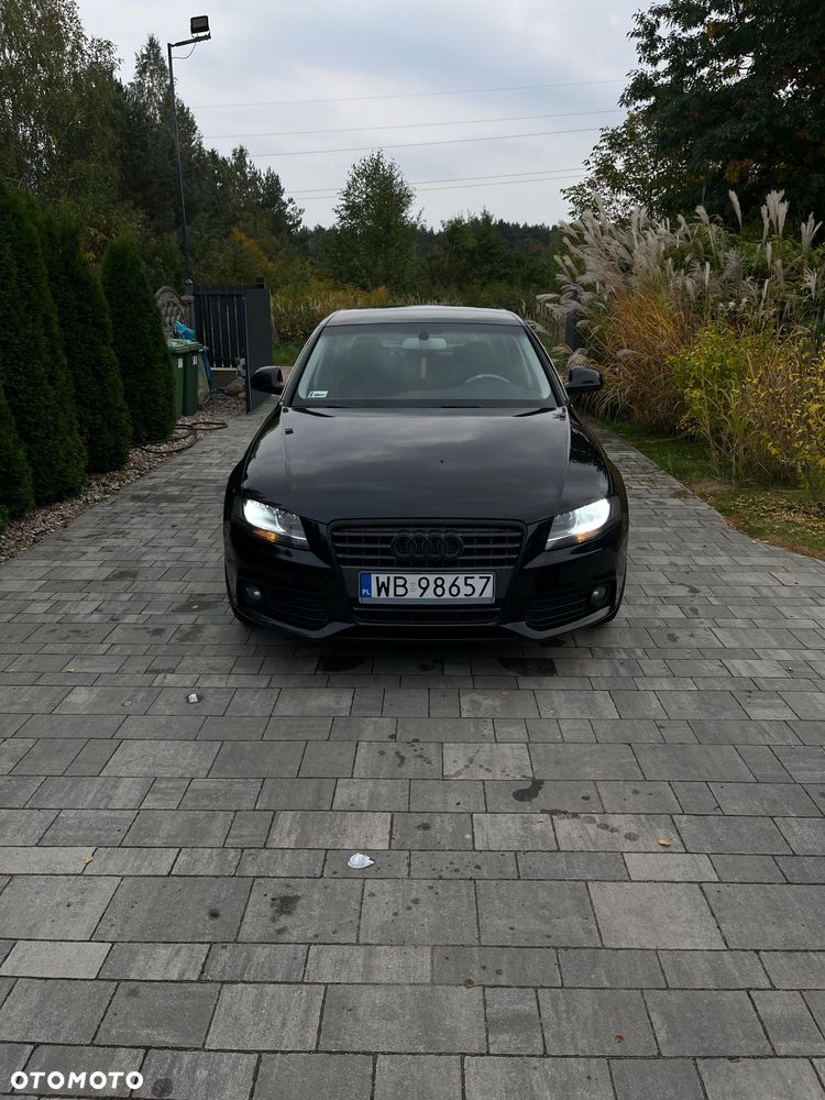 Audi A4 Limousine