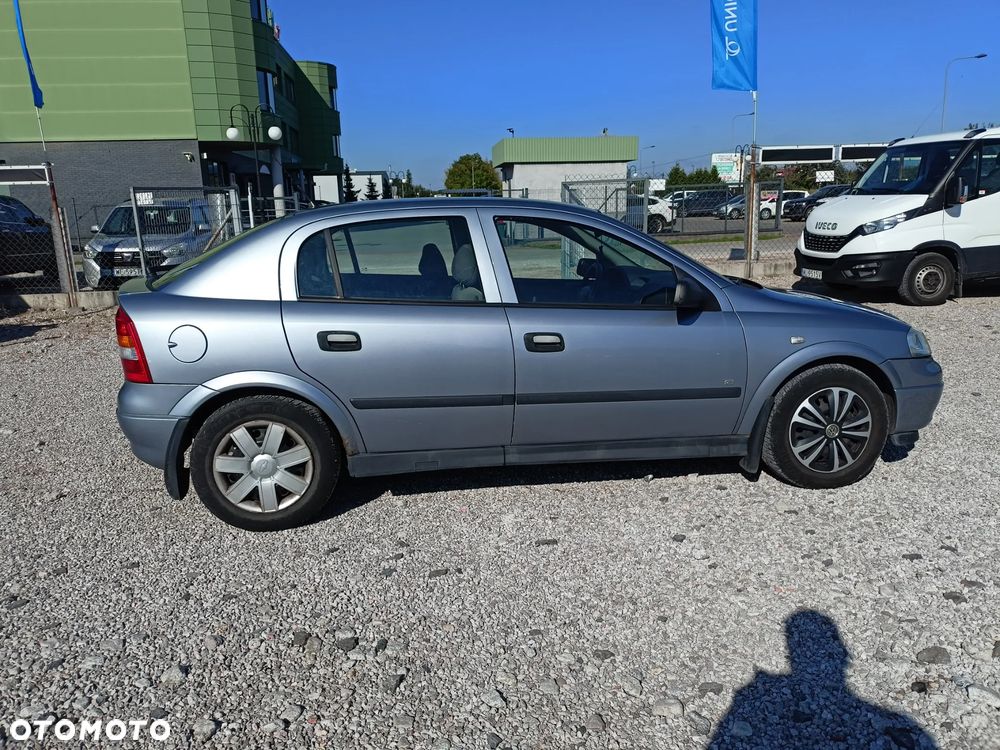 Opel Astra - 5