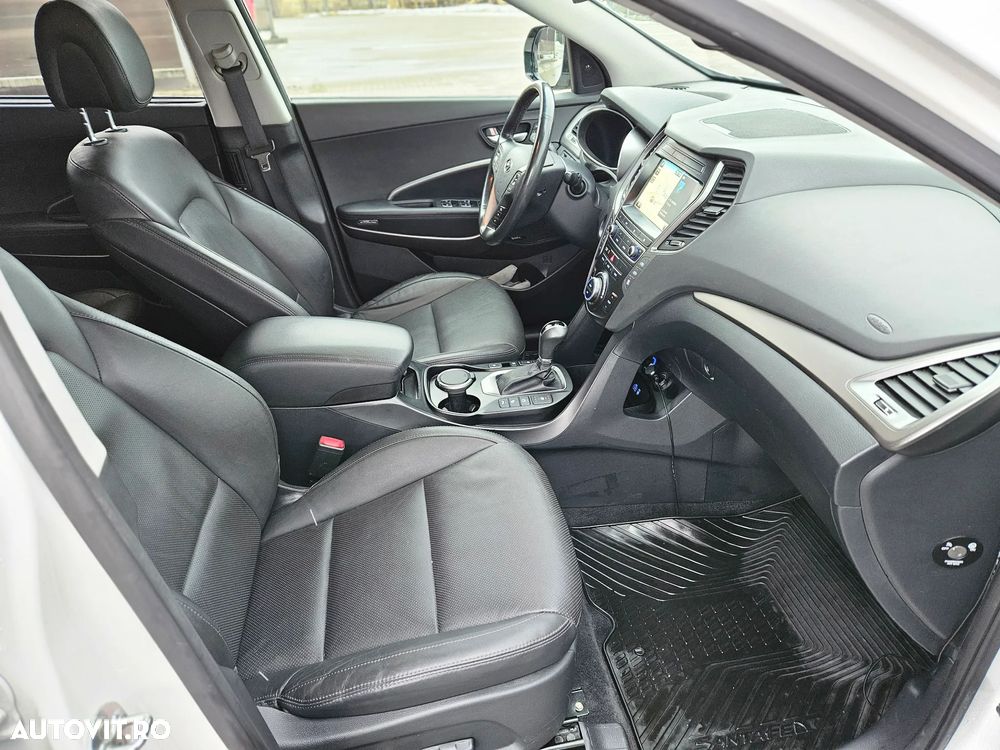 Hyundai Grand Santa Fe 2.2 CRDi ISG 4WD Aut. Luxury - 14