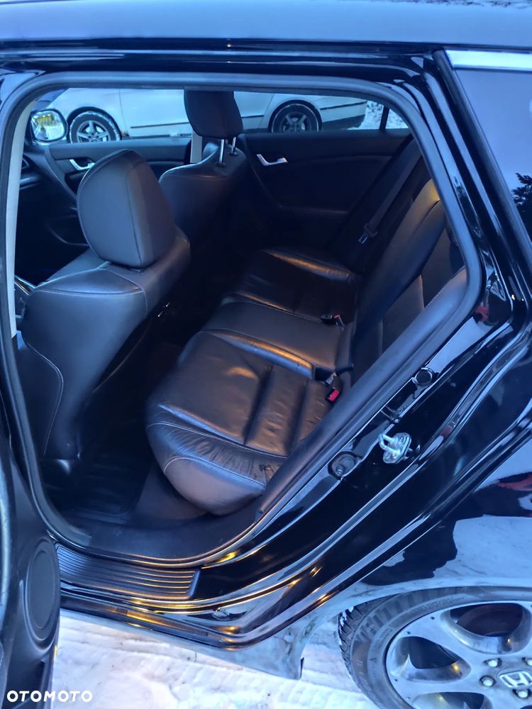 Honda Accord - 24