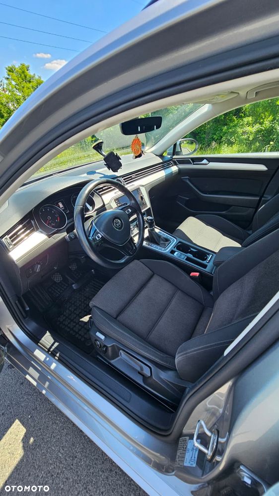 Volkswagen Passat 1.5 TSI EVO Comfortline - 12